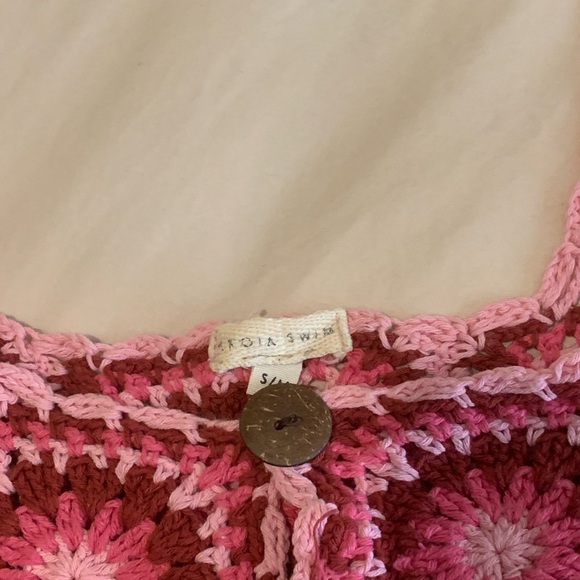 Akoia Swim Knitted Pink Size Small/Medium Crop Top with Wooden Buttons - Picture 4 of 5